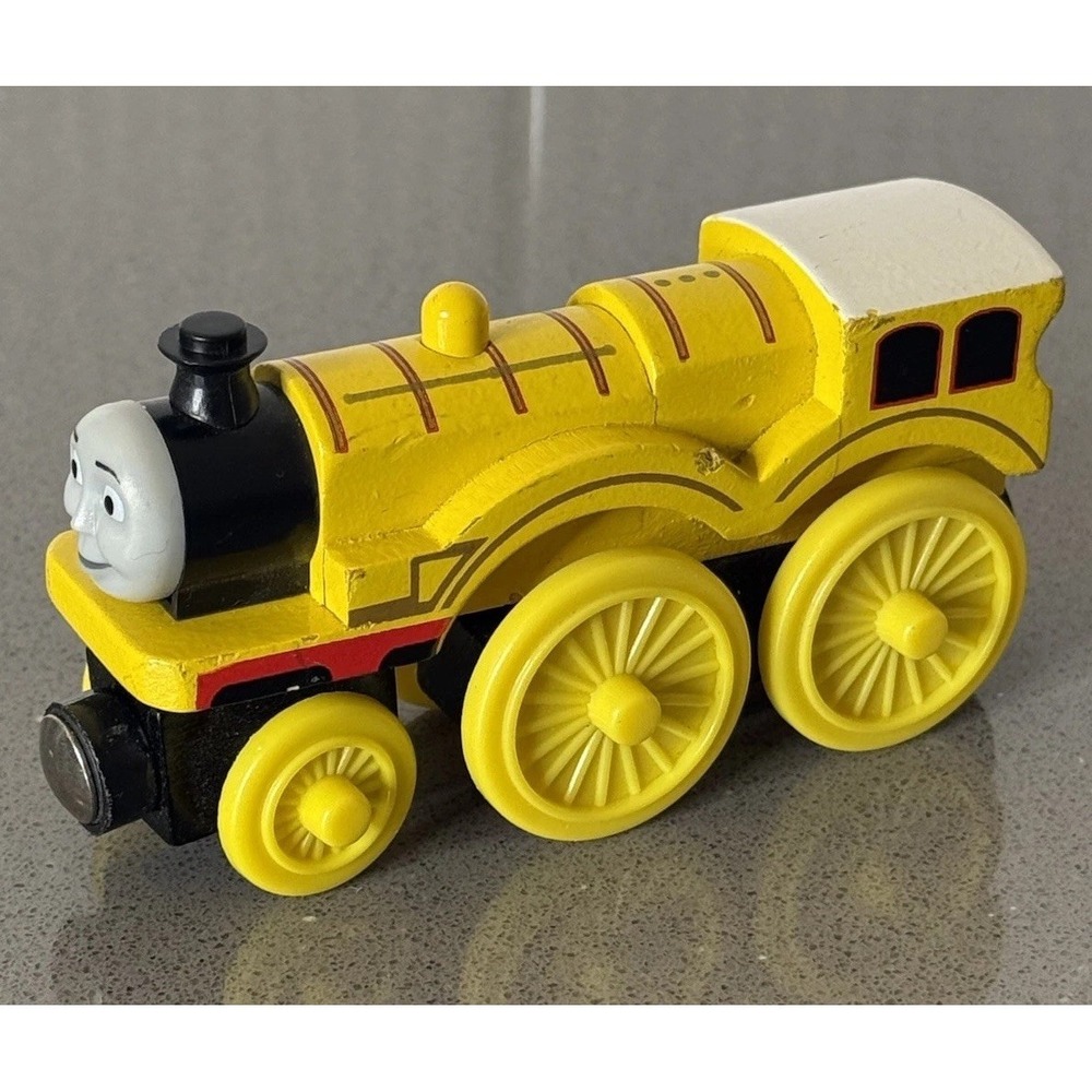 VTG Thomas & Friends MOLLY 2005 Wooden Train Engine Learning Curve #2555WJ00